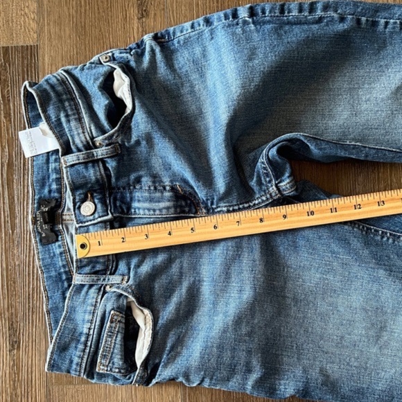 Banana Republic Girlfriend Jeans - Picture 7 of 13